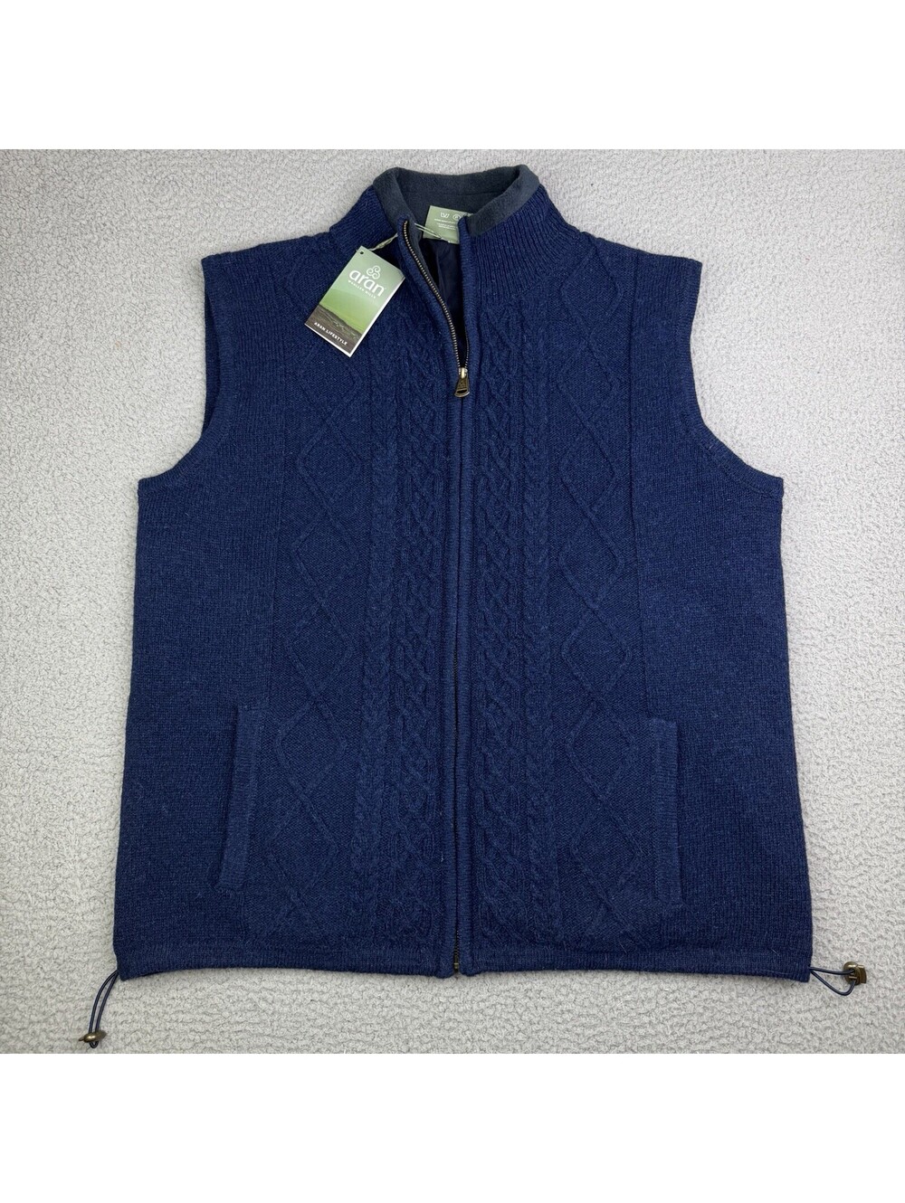 Aran Irish Knit Body Warmer Sweater Vest Woolen Mills New Wool NWT Men’s XL